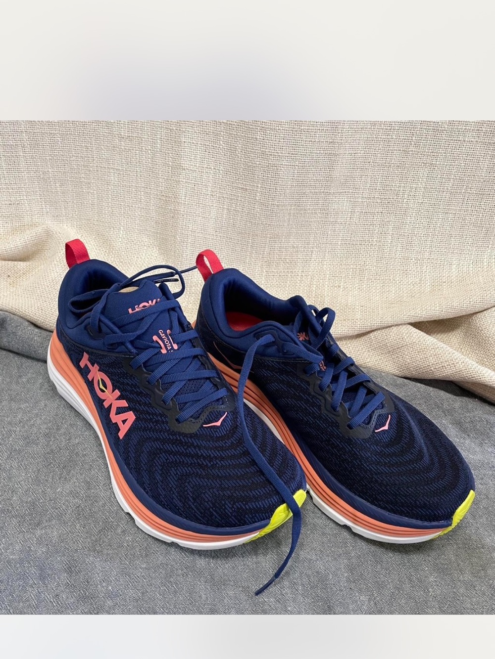 Hoka Women's Navy Athletic Shoe with Coral Logo 9.5 Wide - Picture 2 of 2